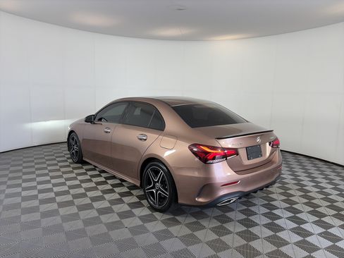 Certified 2022 Mercedes-Benz A 220 4MATIC image 8