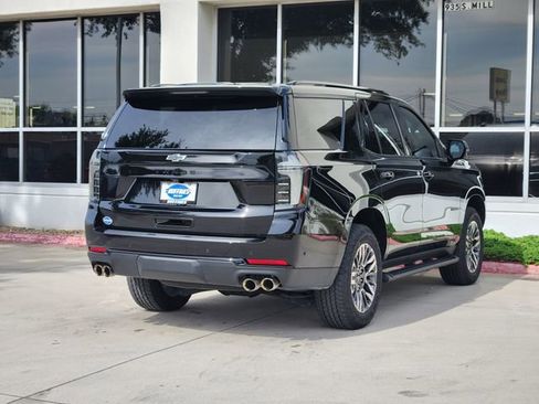 Used 2025 Chevrolet Tahoe Z71 w/ Comfort Package image 7