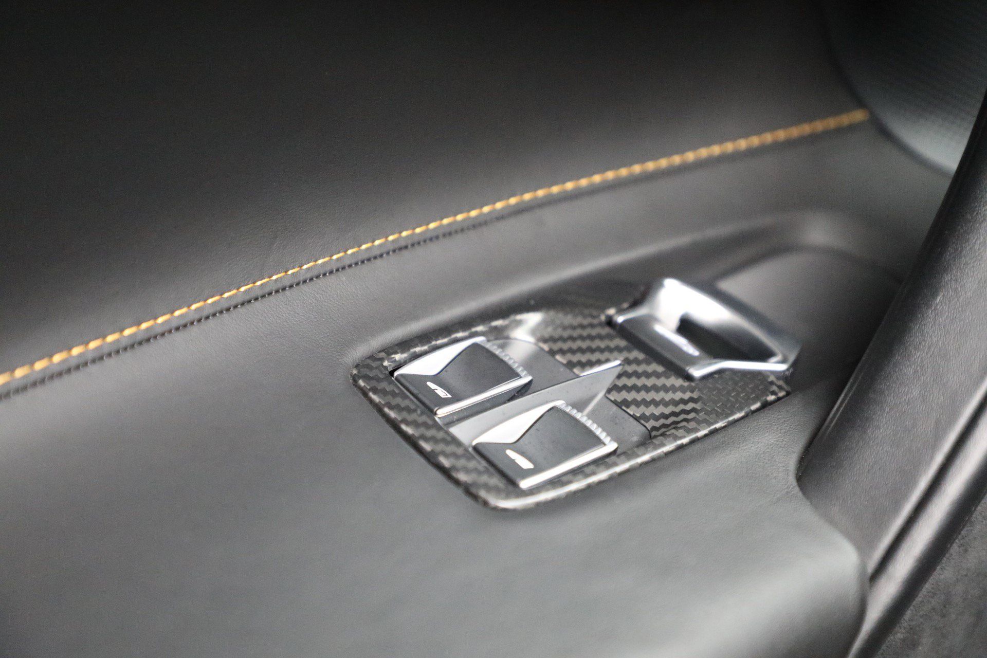 Used 2023 McLaren 720S Performance RWD image 45