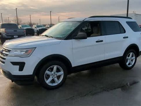 Used 2018 Ford Explorer 4WD image 4