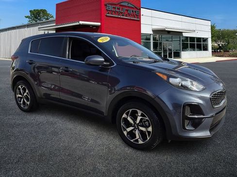 Used 2020 Kia Sportage LX image 7