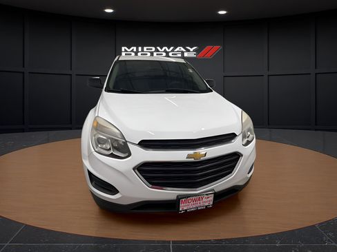 Used 2017 Chevrolet Equinox LS FWD image 5