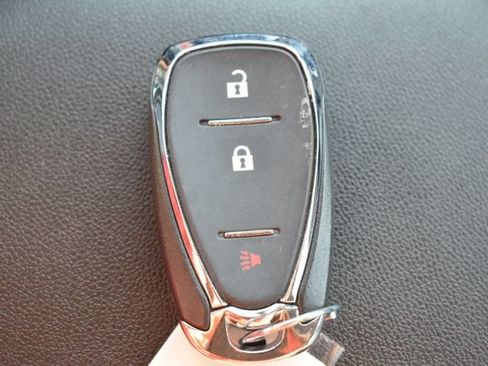 Used 2019 Chevrolet Equinox LS AWD/4WD image 28