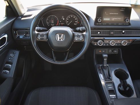 Used 2022 Honda Civic EX image 19