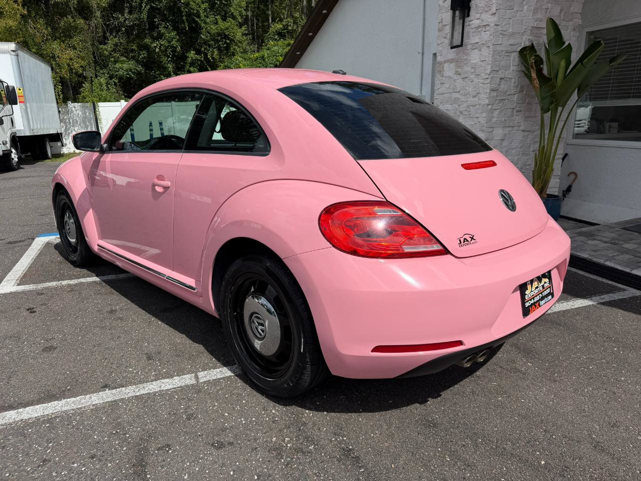 Used 2013 Volkswagen Beetle 2.5 FWD image 11