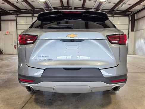 Used 2025 Chevrolet Blazer LT AWD/4WD image 4