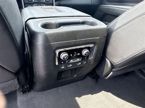Used 2023 Chevrolet Suburban High Country w/ Advanced Technology Package AWD/4WD image 21