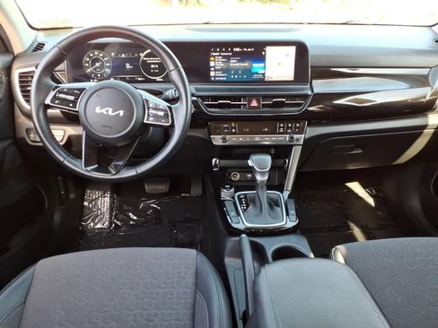 Certified 2024 Kia Seltos S FWD image 10