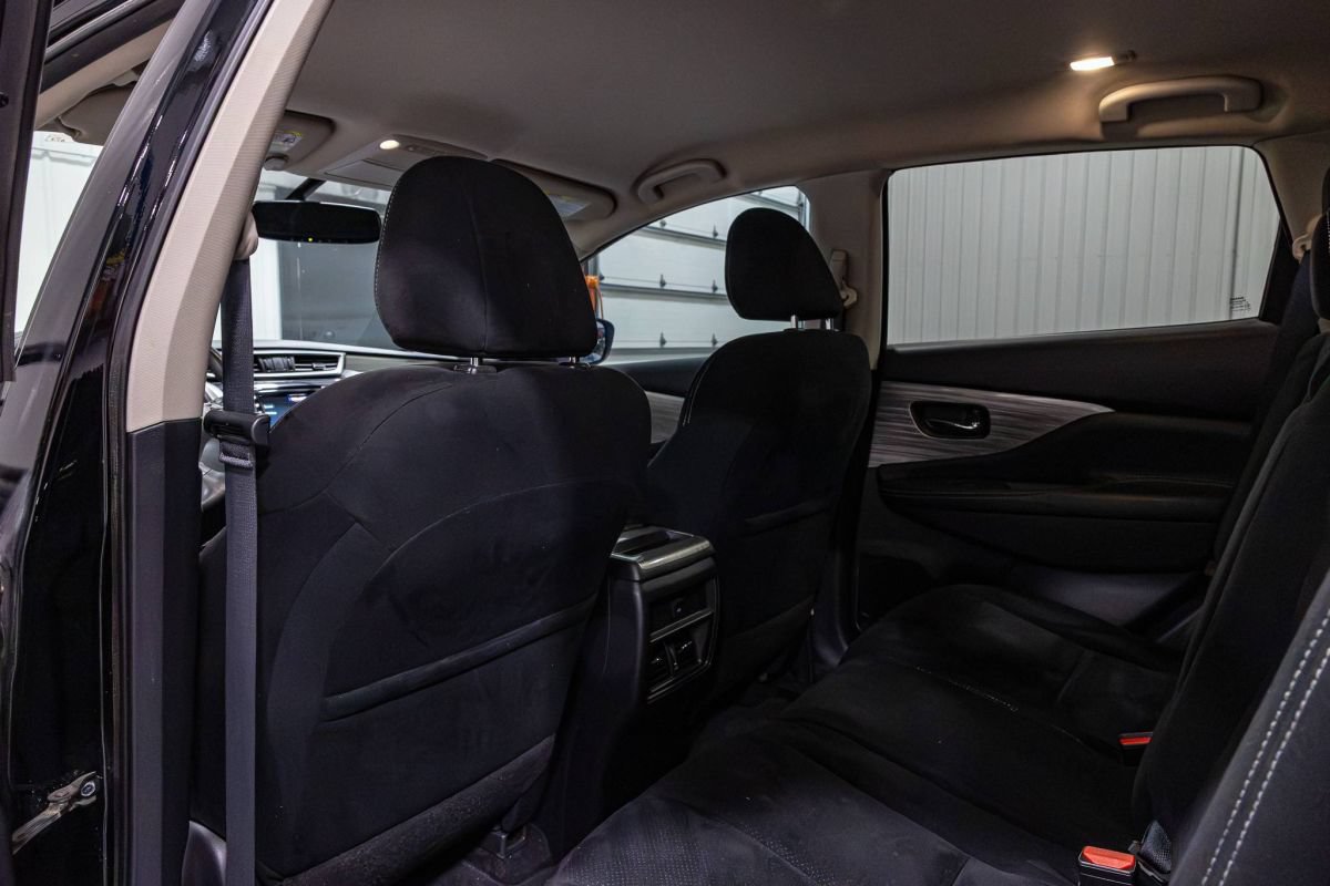 Used 2018 Nissan Murano SV FWD image 10