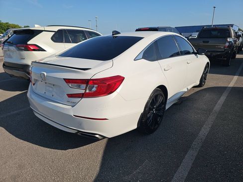 Used 2022 Honda Accord Sport image 6