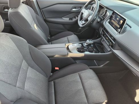 New 2026 Nissan Rogue SV image 10