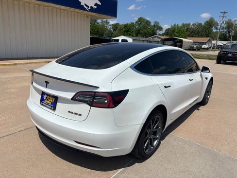 Used 2020 Tesla Model 3 Long Range AWD/4WD image 3