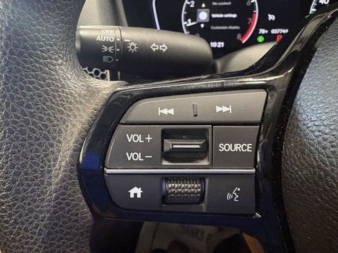 Used 2025 Honda Civic LX image 25
