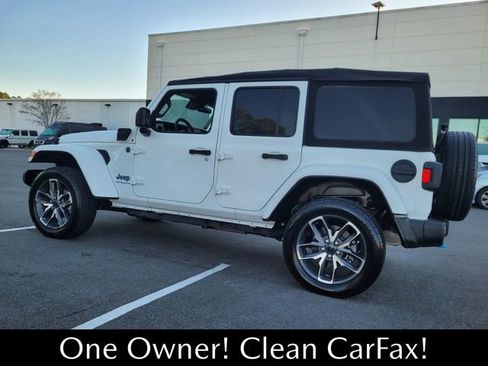 Used 2024 Jeep Wrangler Unlimited w/ Convenience Group image 5