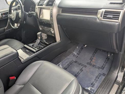 Used 2021 Lexus GX 460 Premium w/ Premium Plus Package image 23