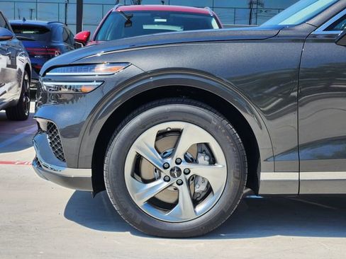 Used 2026 Genesis GV70 2.5T image 6