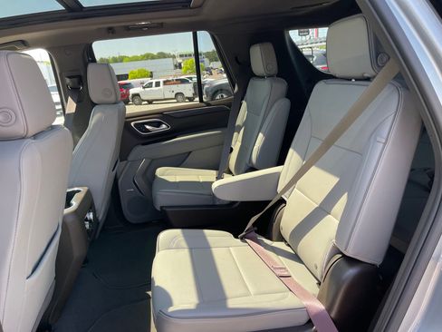 Used 2023 GMC Yukon SLT image 22