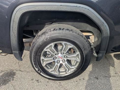 Certified 2024 GMC Sierra 1500 SLT AWD/4WD image 11