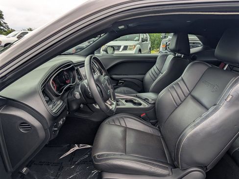 Used 2021 Dodge Challenger SRT Hellcat Redeye image 17