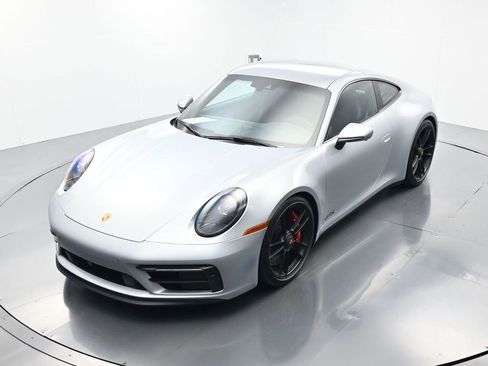 Used 2022 Porsche 911 Carrera 4 GTS image 27