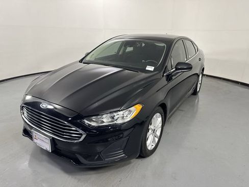 Used 2020 Ford Fusion SE FWD image 23