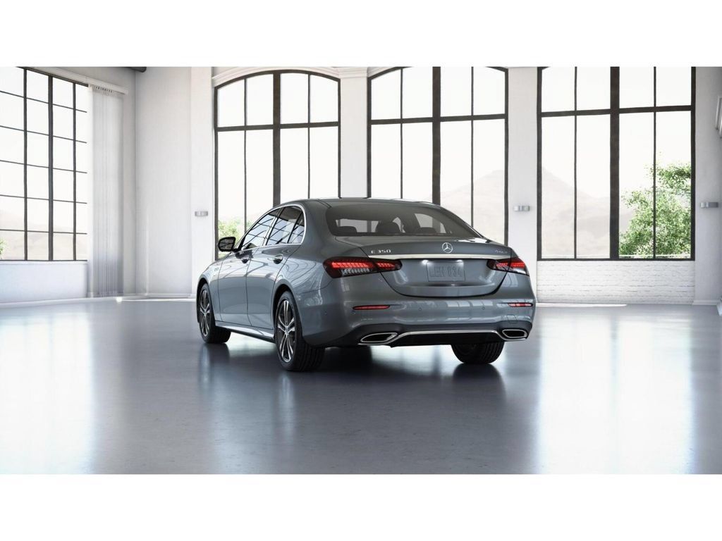 Used 2023 Mercedes-Benz E 350 4MATIC Sedan image 28