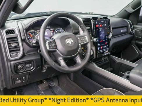 Used 2020 RAM 1500 Laramie AWD/4WD image 5