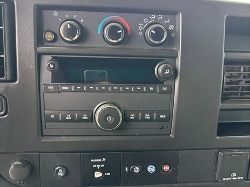 Used 2021 Chevrolet Express 2500 w/ Driver Convenience Package image 26
