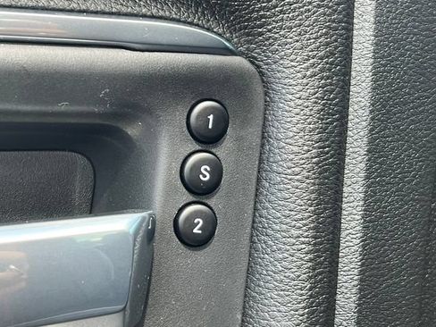 Used 2025 RAM 2500 Laramie AWD/4WD image 24