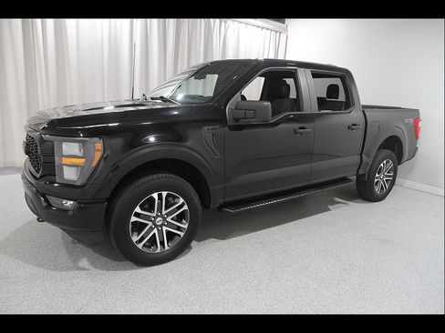 Used 2023 Ford F150 XL w/ STX Appearance Package AWD/4WD image 3
