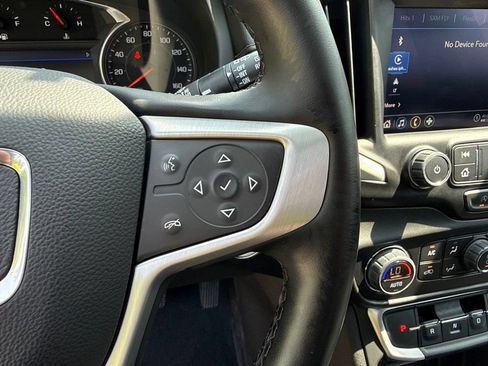 Used 2023 GMC Terrain SLT w/ LPO, Floor Liner Package AWD/4WD image 28