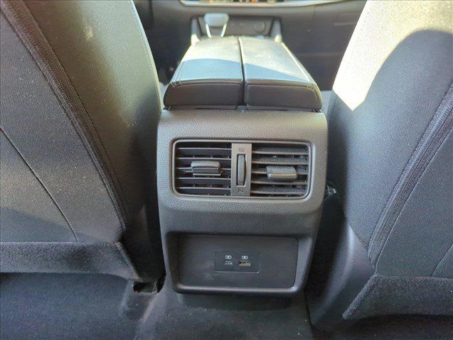 Used 2023 Nissan Rogue SV AWD/4WD image 25
