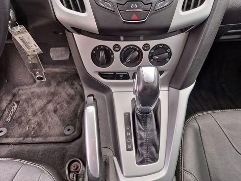 Used 2013 Ford Focus SE FWD image 12
