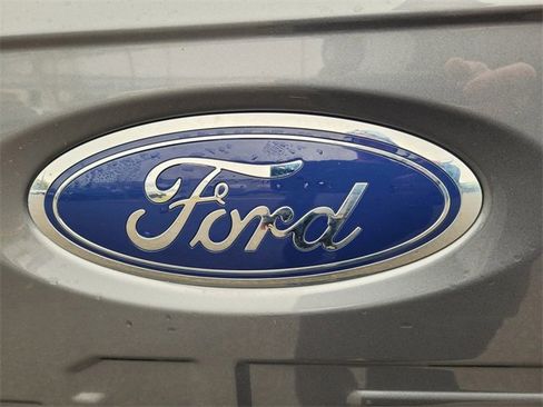 Certified 2022 Ford F150 XLT w/ Equipment Group 302A High image 10