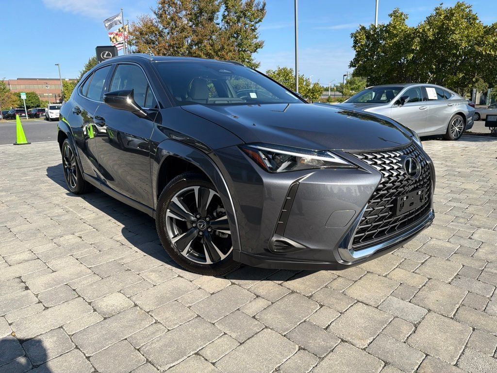 Used 2025 Lexus UX 300h AWD w/ Accessory Package (Z1) image 3