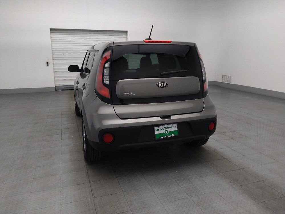 Used 2017 Kia Soul FWD image 6