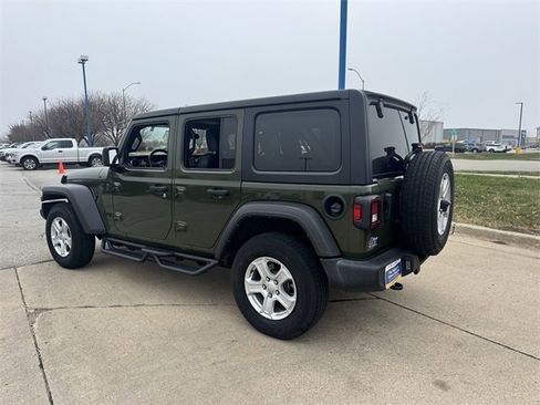 Used 2022 Jeep Wrangler Unlimited Sport image 6