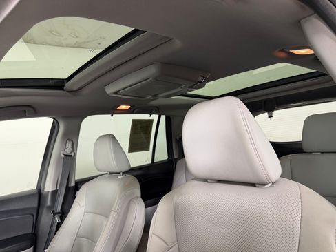 Used 2019 Honda Pilot Elite image 24