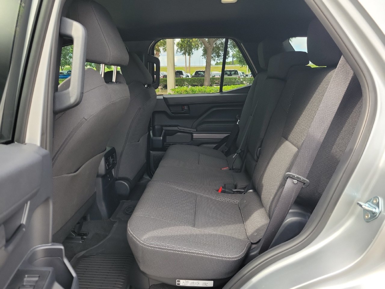 Used 2026 Toyota 4Runner SR5 AWD/4WD image 9
