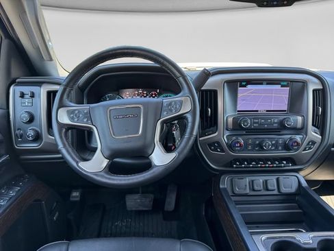Used 2018 GMC Sierra 2500 Denali w/ Duramax Plus Package AWD/4WD image 26