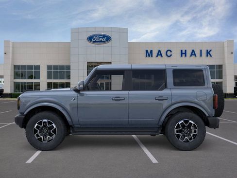 New 2025 Ford Bronco Outer Banks image 3