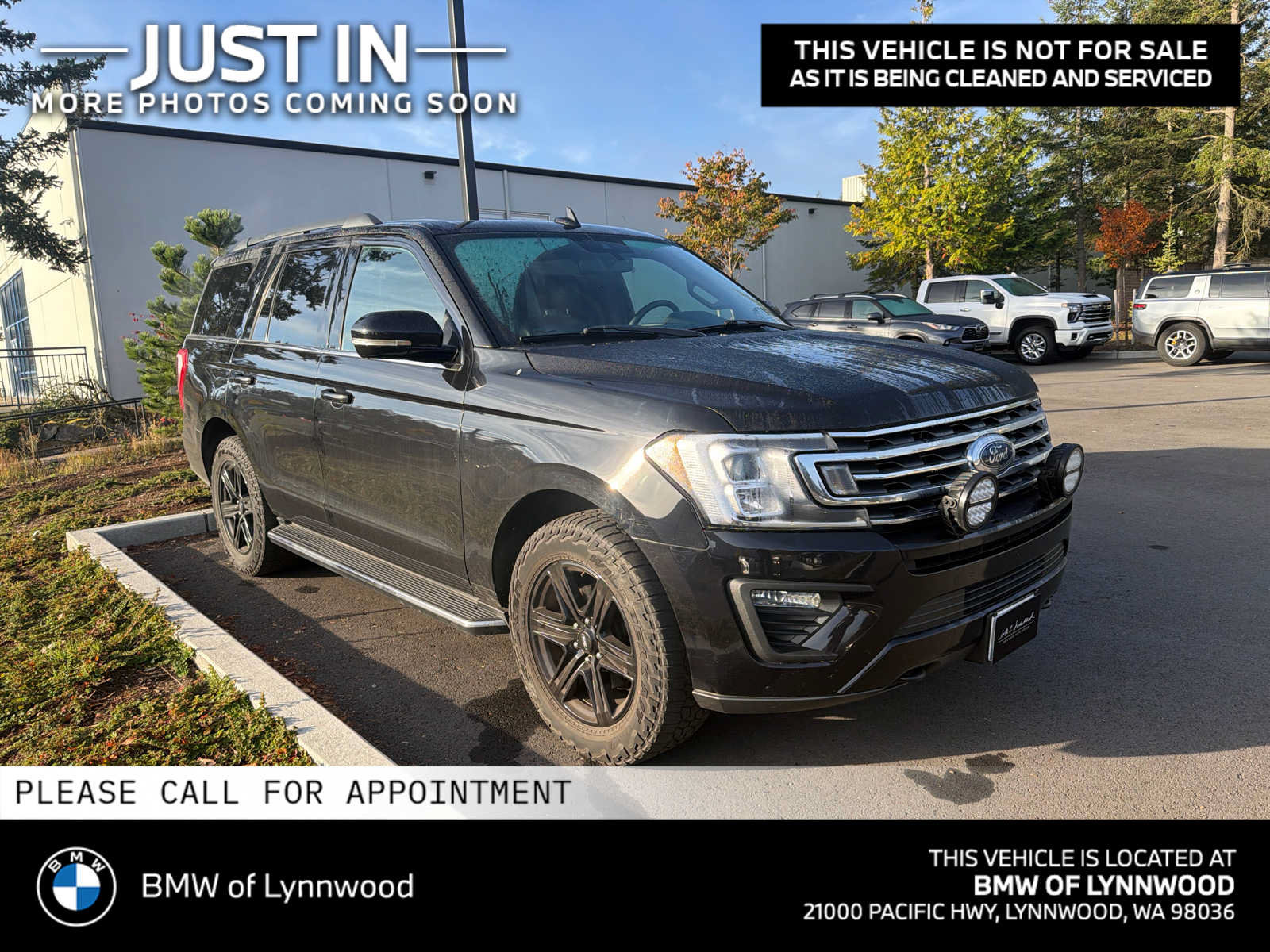 Used 2020 Ford Expedition XLT w/ Equipment Group 202A AWD/4WD image 1