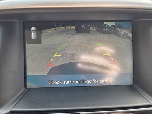 Used 2020 Nissan Pathfinder S FWD image 23