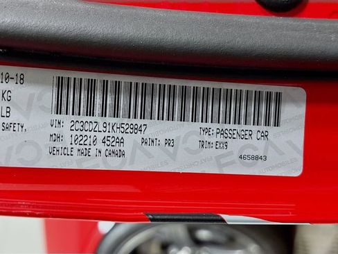 Used 2019 Dodge Challenger SRT Hellcat Redeye image 35