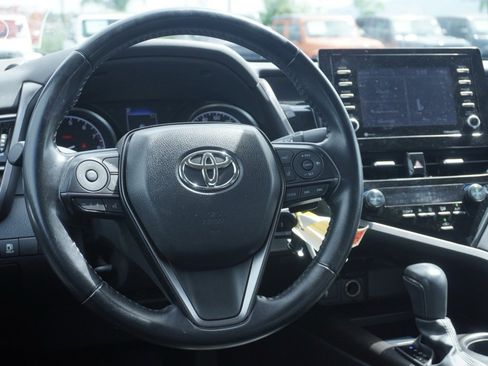 Used 2023 Toyota Camry SE image 24