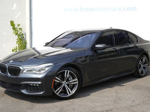 Used 2016 BMW 750i xDrive AWD/4WD image 2