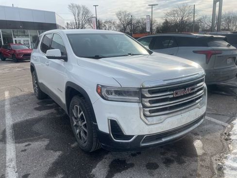 Used 2020 GMC Acadia SLE image 2