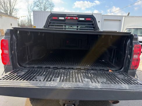 Used 2016 Chevrolet Silverado 2500 LT w/ LT Convenience Package image 6