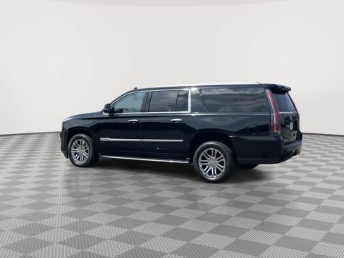 Used 2018 Cadillac Escalade ESV 4WD image 6