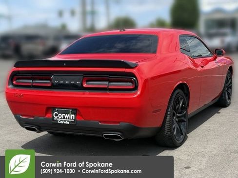 Used 2018 Dodge Challenger SXT w/ Blacktop Package RWD image 14